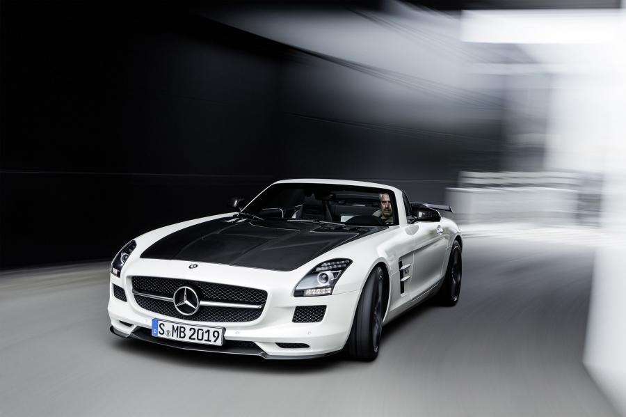  Mercedes-Benz SLS AMG GT Roadster Final Edition (C197) 2014 года  (фото 1 из 17)